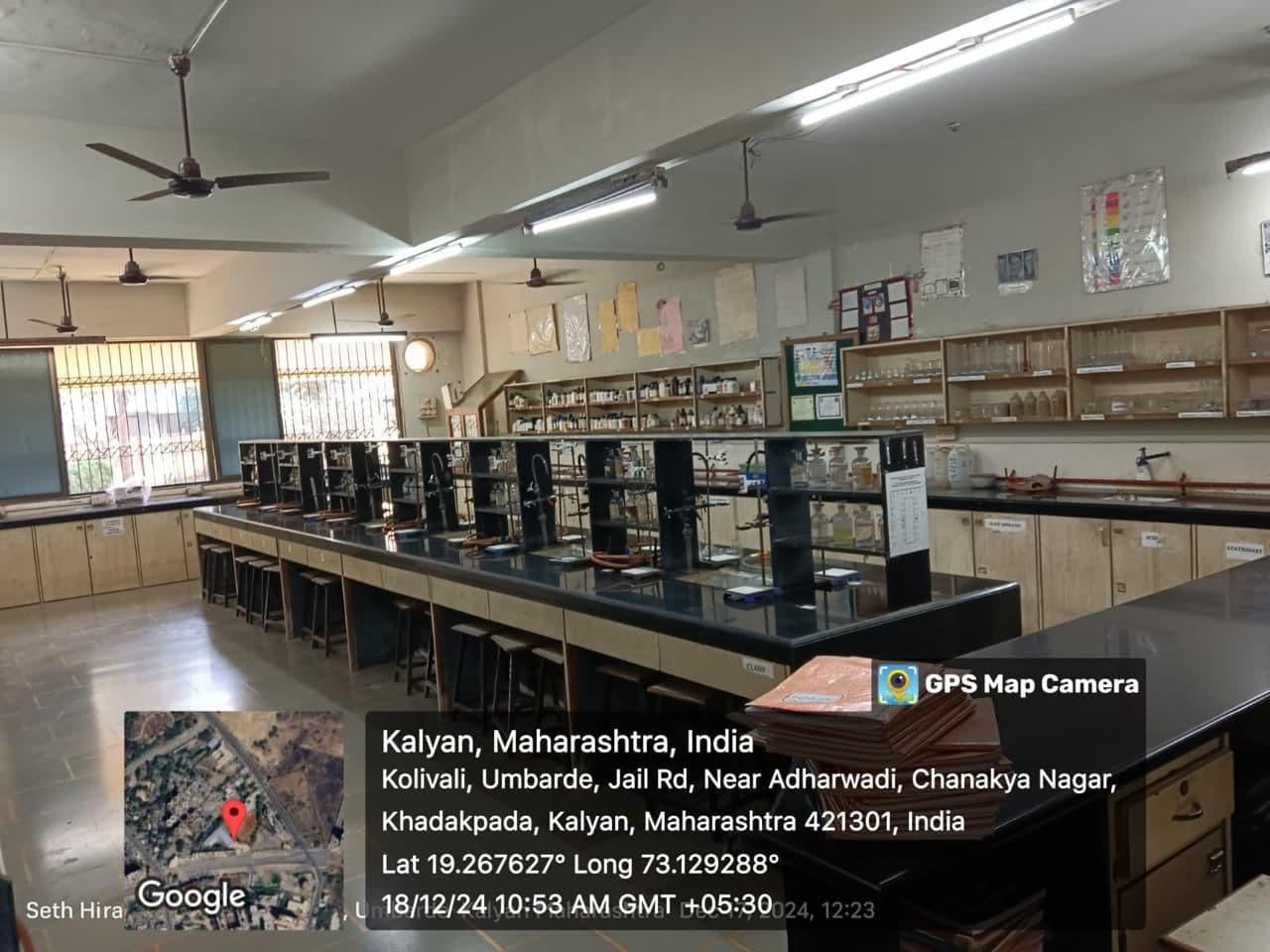 Chemistry laboratory at Seth Hirachand Mutha College