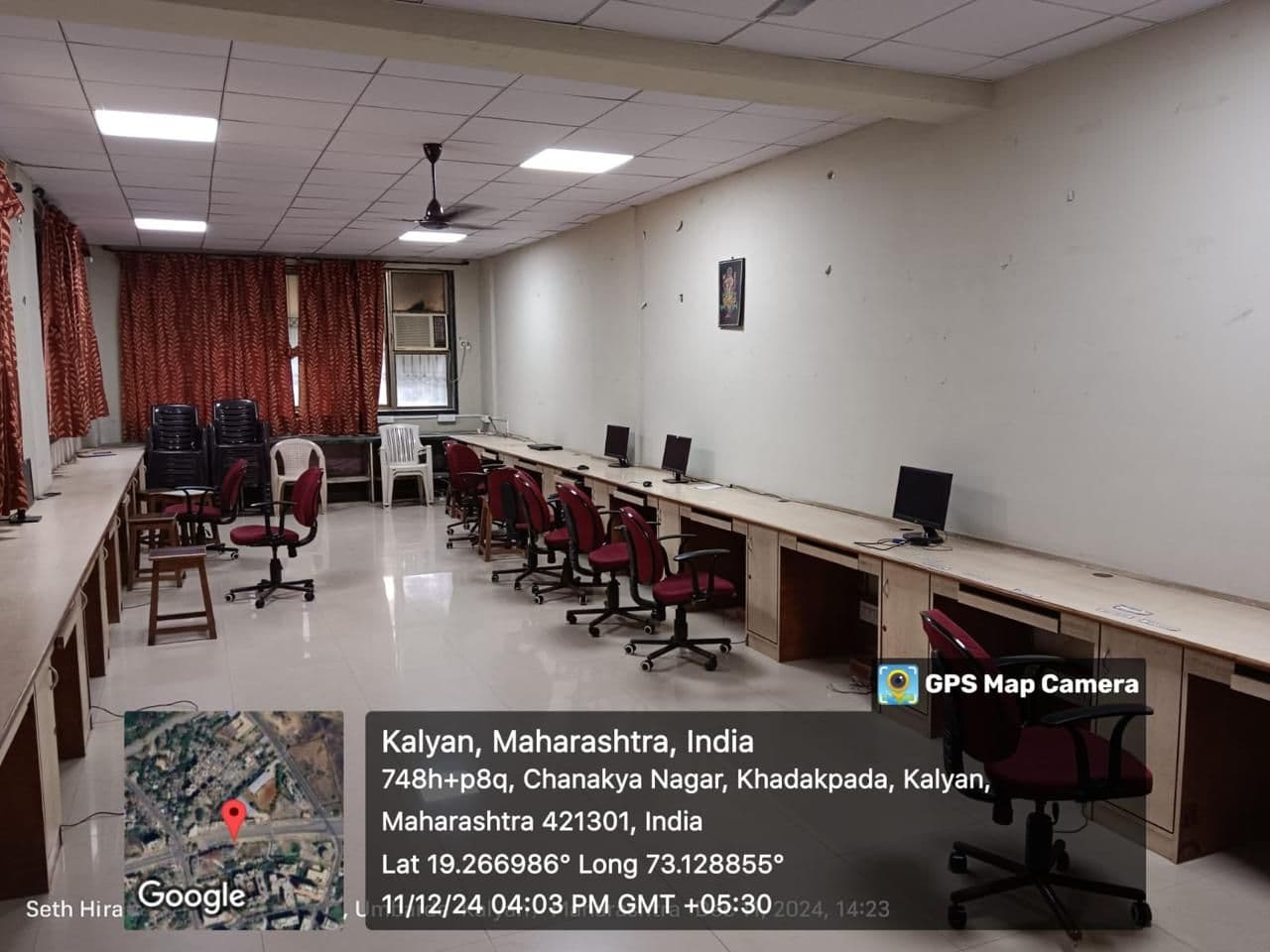 Conference room at Seth Hirachand Mutha College