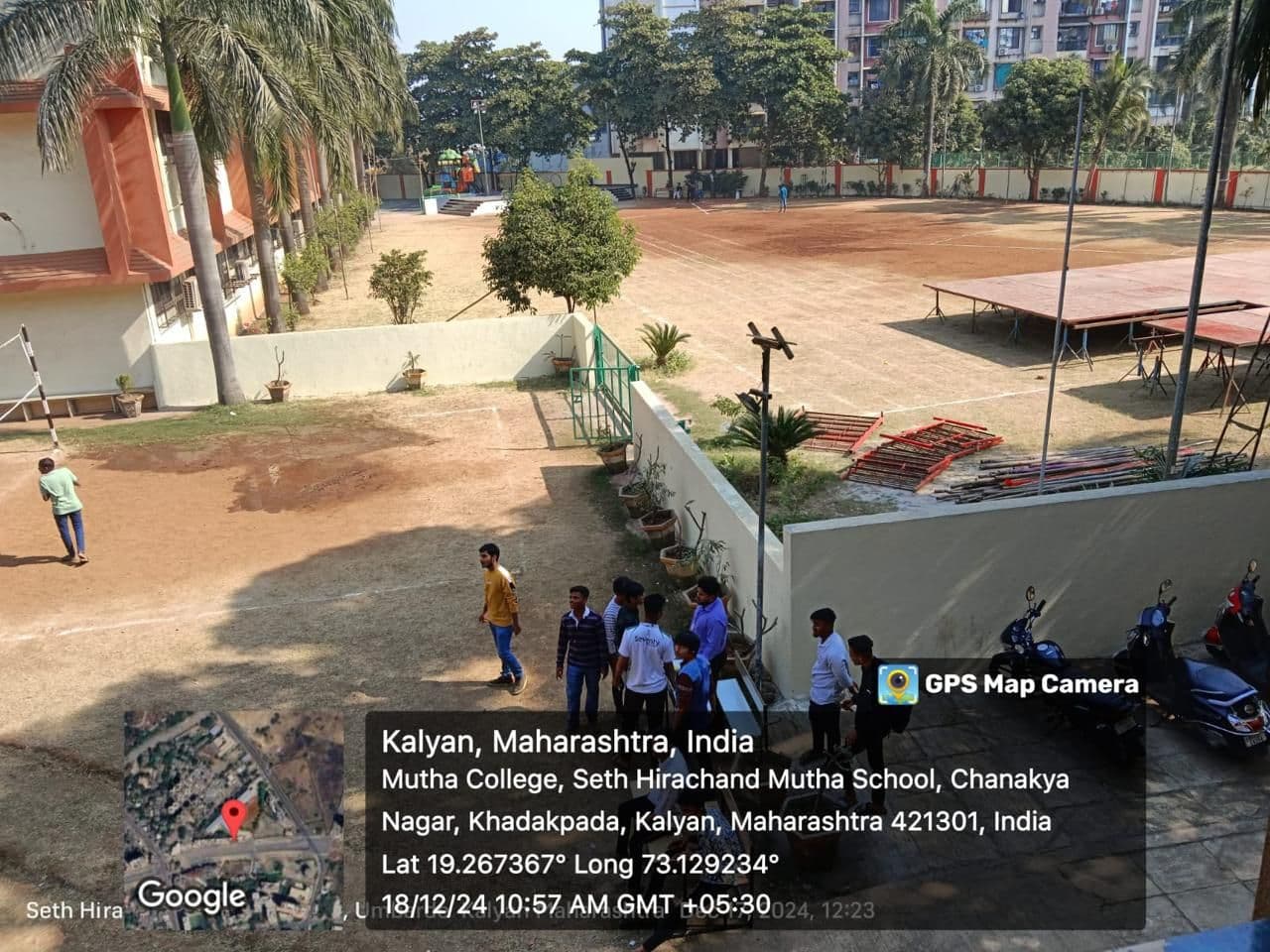 Small ground at Seth Hirachand Mutha College